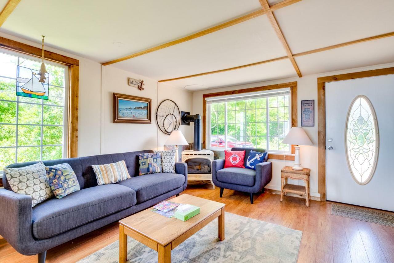 Happy Camp Beachfront Cabin Netarts 외부 사진