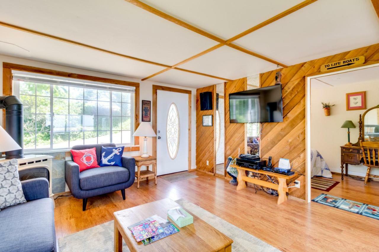 Happy Camp Beachfront Cabin Netarts 외부 사진