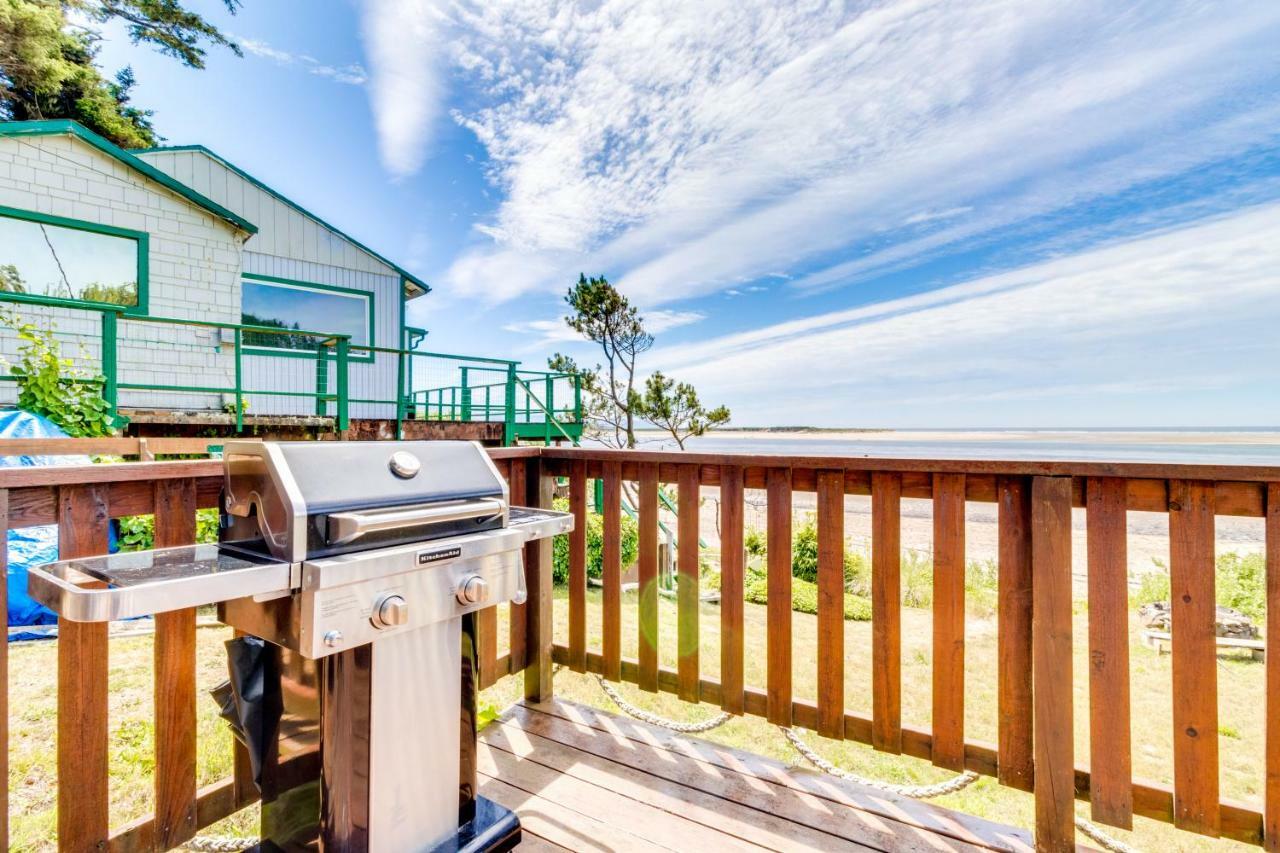 Happy Camp Beachfront Cabin Netarts 외부 사진