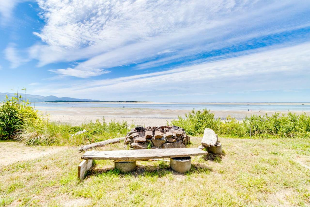 Happy Camp Beachfront Cabin Netarts 외부 사진