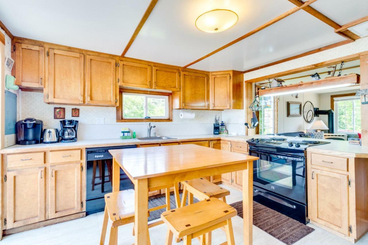 Happy Camp Beachfront Cabin Netarts 외부 사진