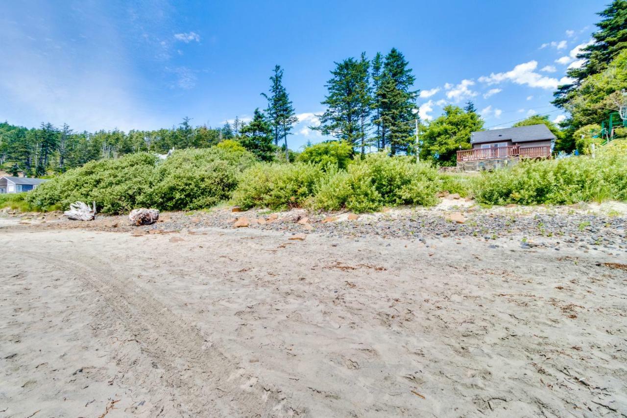 Happy Camp Beachfront Cabin Netarts 외부 사진
